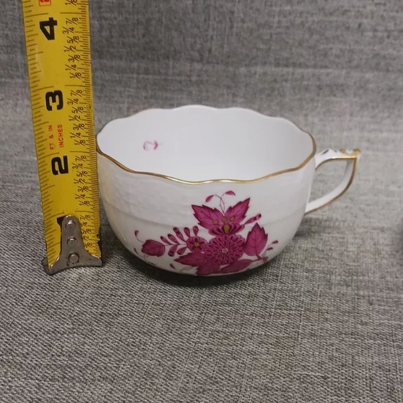 Herend 724 Chinese Bouquet Raspberry Pink Coffee Tea Flat Cup & Saucer Set - Picture 10 of 11